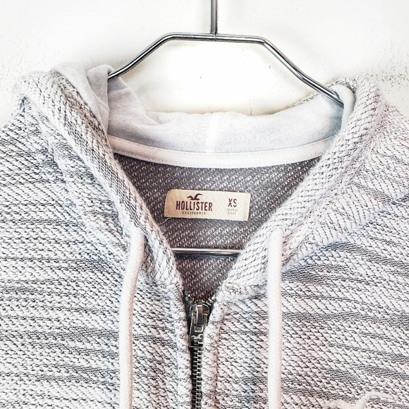 HOLLISTER Women's Gray Ribbed Cotton Blend Baja Hoodie Size: X-Small - Picture 2 of 5